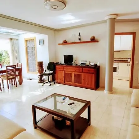 Refugio Elegante En El Corazon Del Sol Andaluz 펜션 말라가